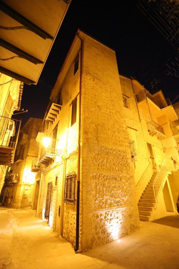 Antica Dimora Dell'Ammiraglio Aparthotel Ликата Екстериор снимка